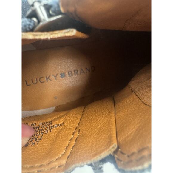 Lucky Brand side zip blue suede ankle booties. Size 7m - Picture 6 of 7